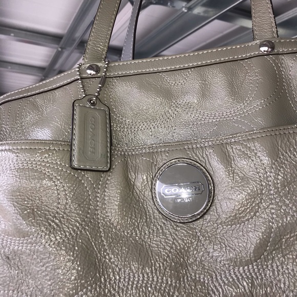 Authentic Coach Tote - Picture 1 of 5